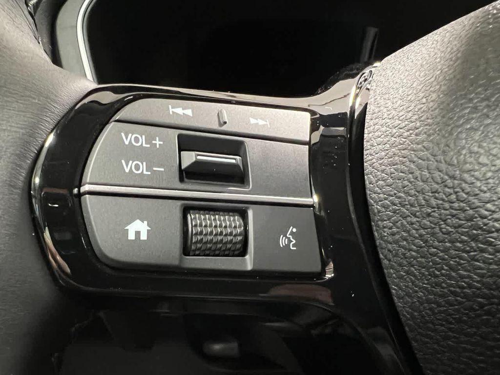 new 2025 Honda Pilot car, priced at $44,095