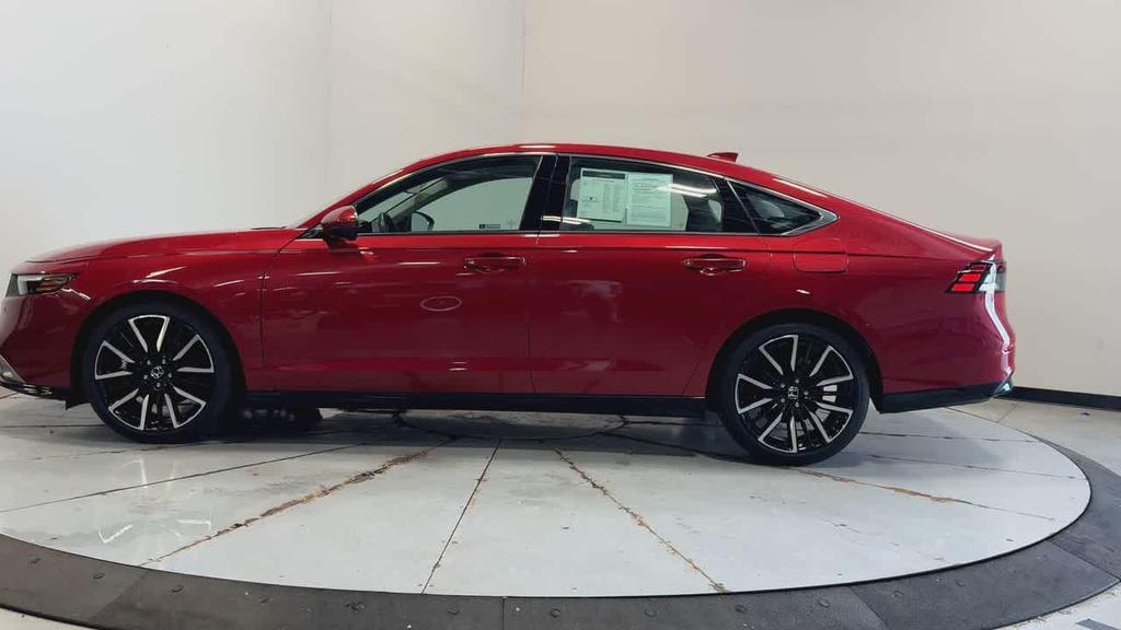 used 2023 Honda Accord Hybrid car, priced at $31,084