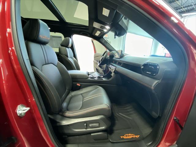 used 2025 Honda Pilot car, priced at $45,990
