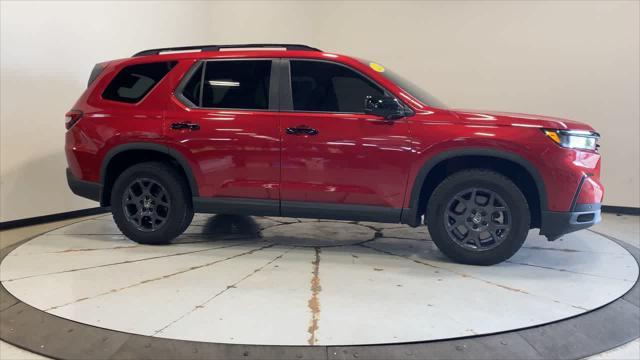 used 2025 Honda Pilot car, priced at $45,990