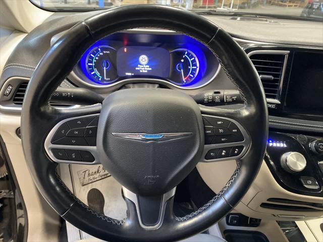 used 2021 Chrysler Pacifica Hybrid car, priced at $23,621