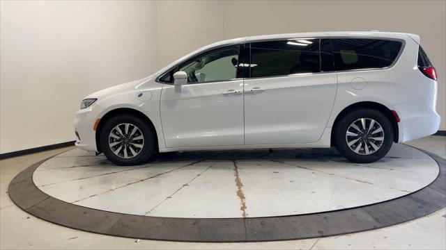 used 2022 Chrysler Pacifica Hybrid car, priced at $24,255