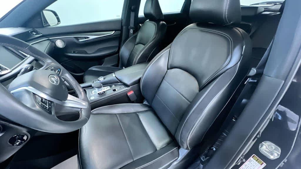 used 2023 INFINITI QX55 car, priced at $37,000