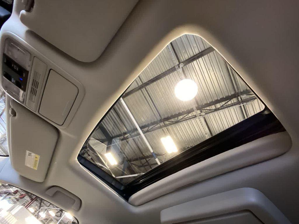 new 2025 Honda Odyssey car, priced at $46,005