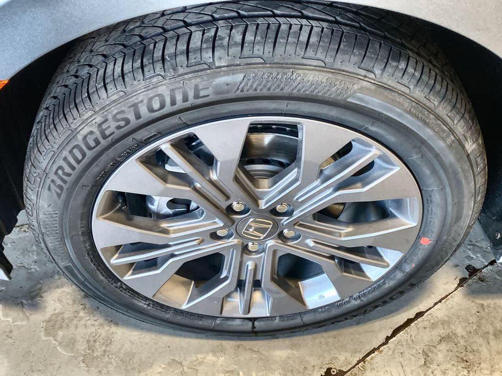 new 2025 Honda Odyssey car, priced at $46,005