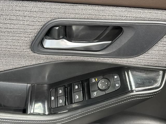 used 2023 Nissan Rogue car, priced at $24,988