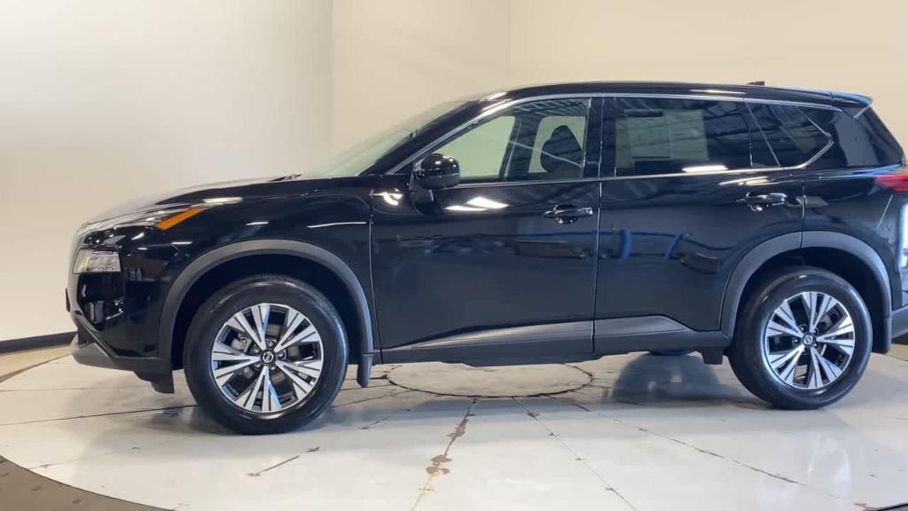 used 2021 Nissan Rogue car, priced at $26,146