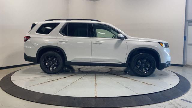 new 2025 Honda Pilot car, priced at $51,405