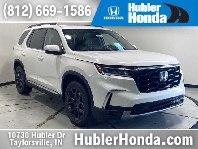 new 2025 Honda Pilot car, priced at $51,405