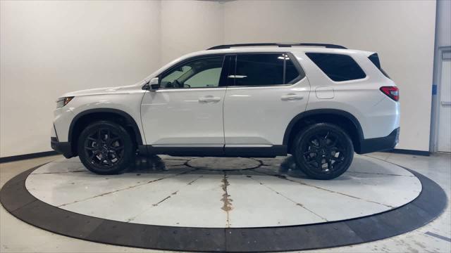 new 2025 Honda Pilot car, priced at $51,405