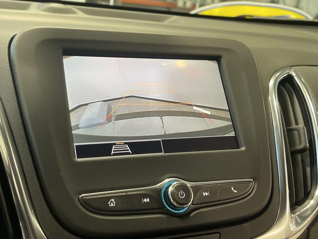 used 2022 Chevrolet Equinox car, priced at $21,500