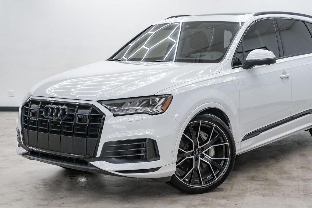 used 2022 Audi Q7 car, priced at $38,999