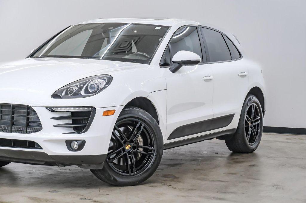 used 2018 Porsche Macan car, priced at $21,499