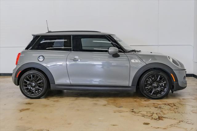 used 2021 MINI Hardtop car, priced at $19,999