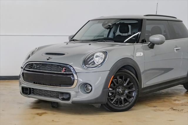 used 2021 MINI Hardtop car, priced at $19,999