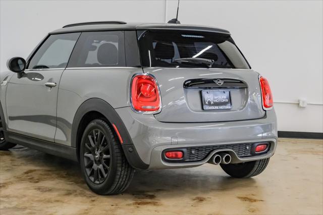 used 2021 MINI Hardtop car, priced at $19,999