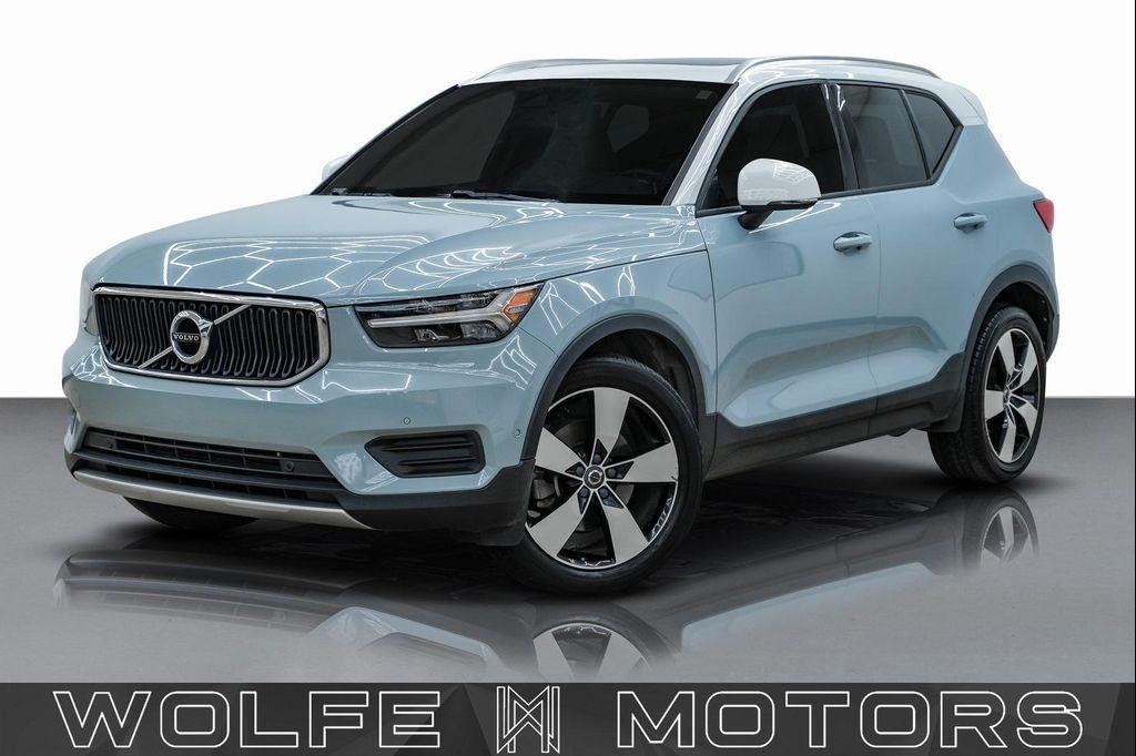 used 2019 Volvo XC40 car, priced at $17,999