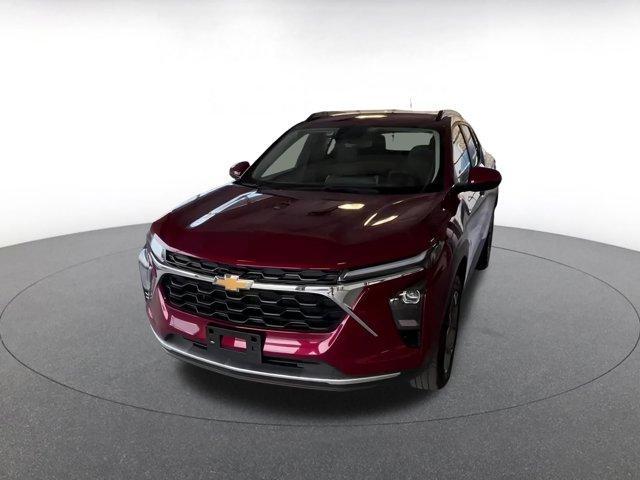used 2025 Chevrolet Trax car, priced at $21,590