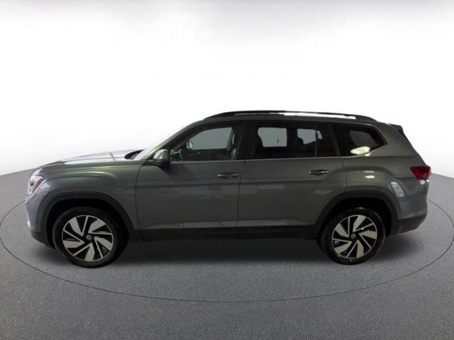 used 2025 Volkswagen Atlas car, priced at $34,360