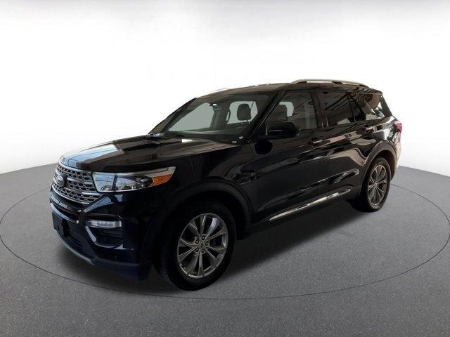 used 2024 Ford Explorer car, priced at $30,792
