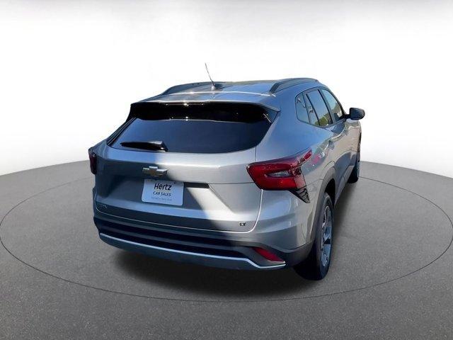 used 2025 Chevrolet Trax car, priced at $20,748