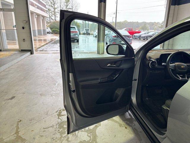 used 2025 Chevrolet Equinox car, priced at $24,124