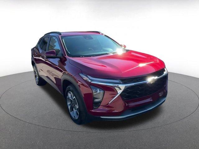 used 2025 Chevrolet Trax car, priced at $21,000