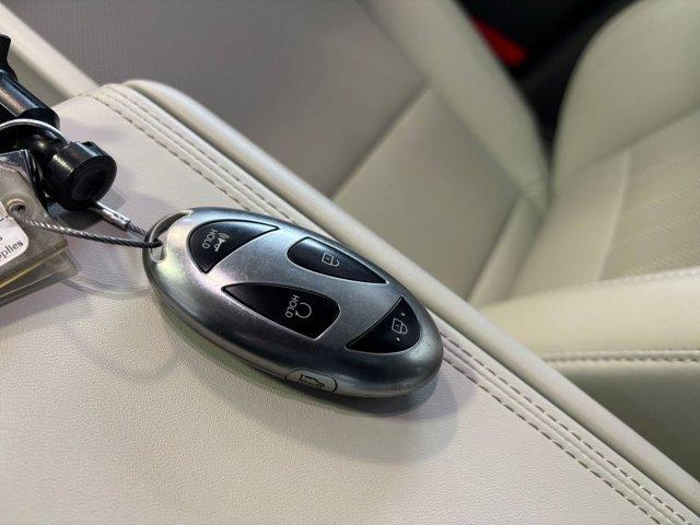 used 2025 Hyundai Santa Fe car, priced at $30,200