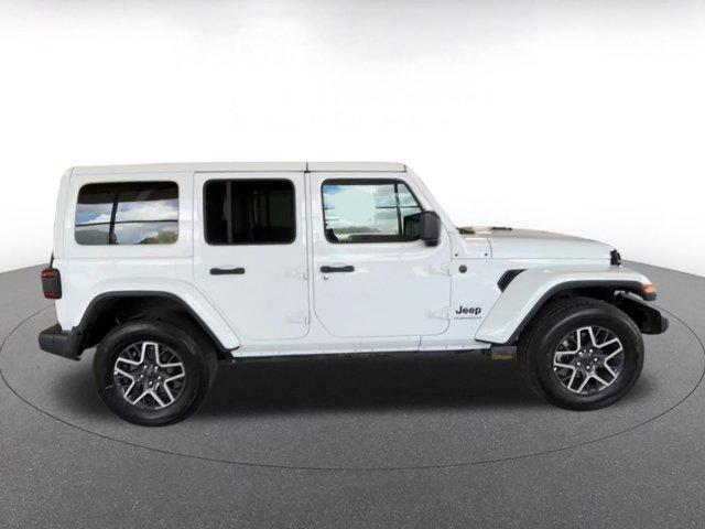 used 2025 Jeep Wrangler car, priced at $37,820