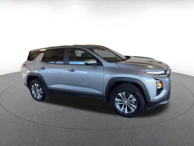 used 2025 Chevrolet Equinox car, priced at $26,562
