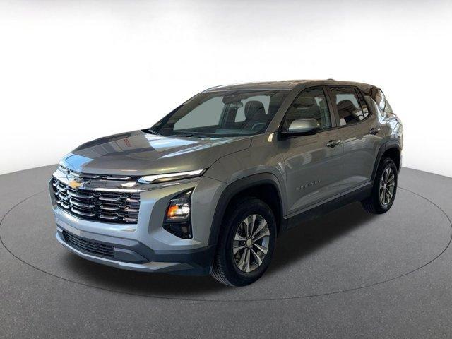 used 2025 Chevrolet Equinox car, priced at $26,562