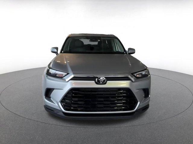 used 2025 Toyota Grand Highlander car, priced at $45,400