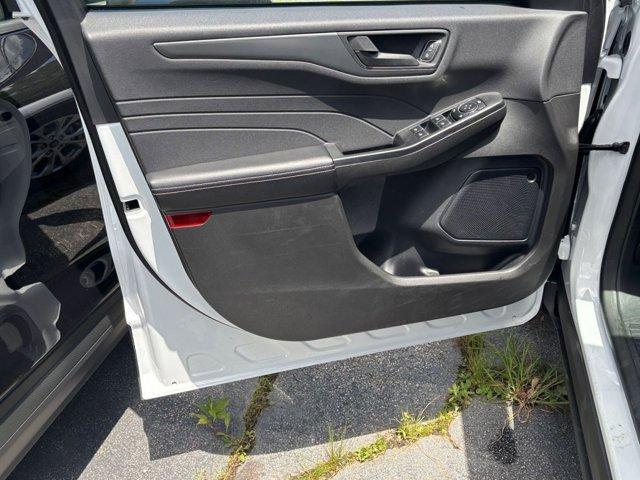 used 2024 Ford Escape car, priced at $21,012