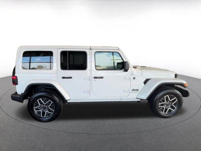 used 2025 Jeep Wrangler car, priced at $38,001