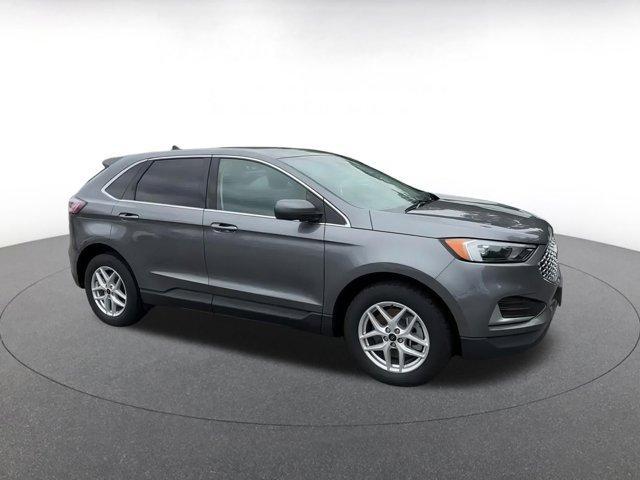 used 2024 Ford Edge car, priced at $24,844