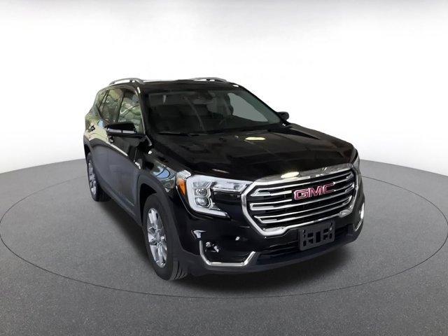 used 2024 GMC Terrain car, priced at $26,312