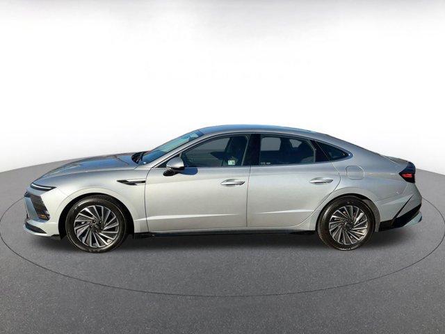 used 2025 Hyundai Sonata Hybrid car, priced at $22,409