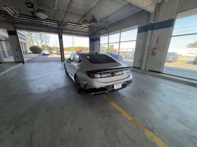 used 2025 Hyundai Sonata Hybrid car, priced at $23,737