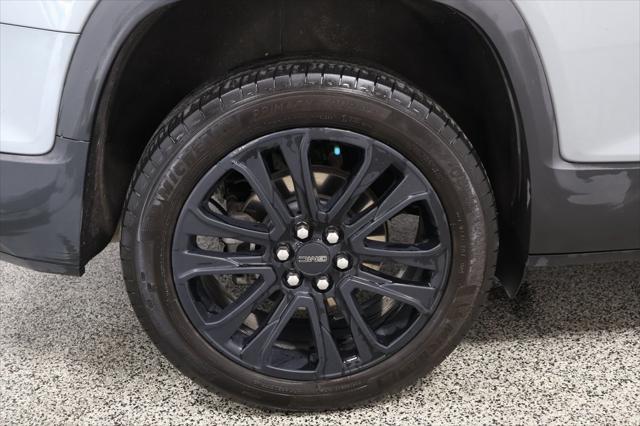 used 2023 GMC Acadia car, priced at $30,500
