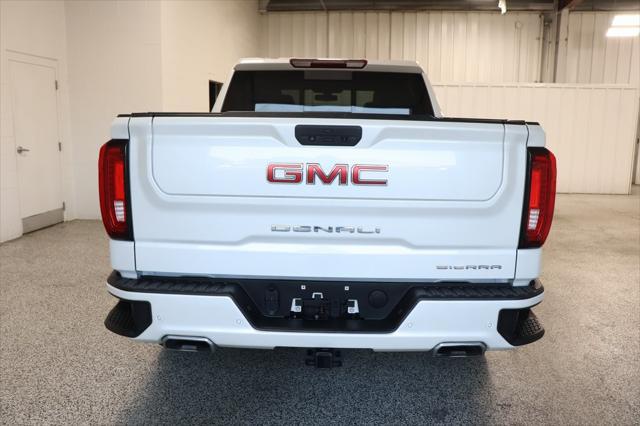 used 2022 GMC Sierra 1500 car, priced at $45,525