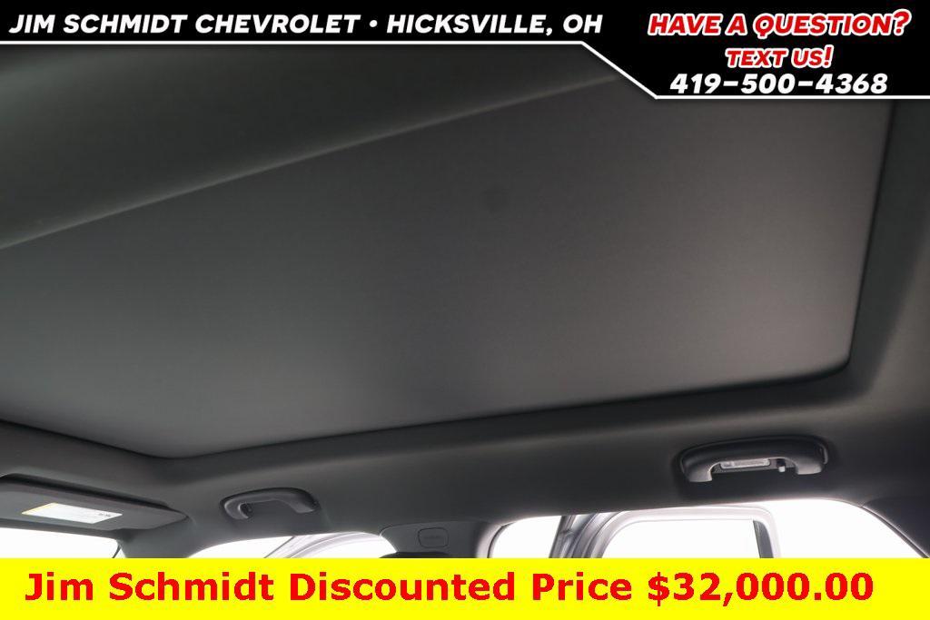 new 2025 Chevrolet TrailBlazer car, priced at $32,000