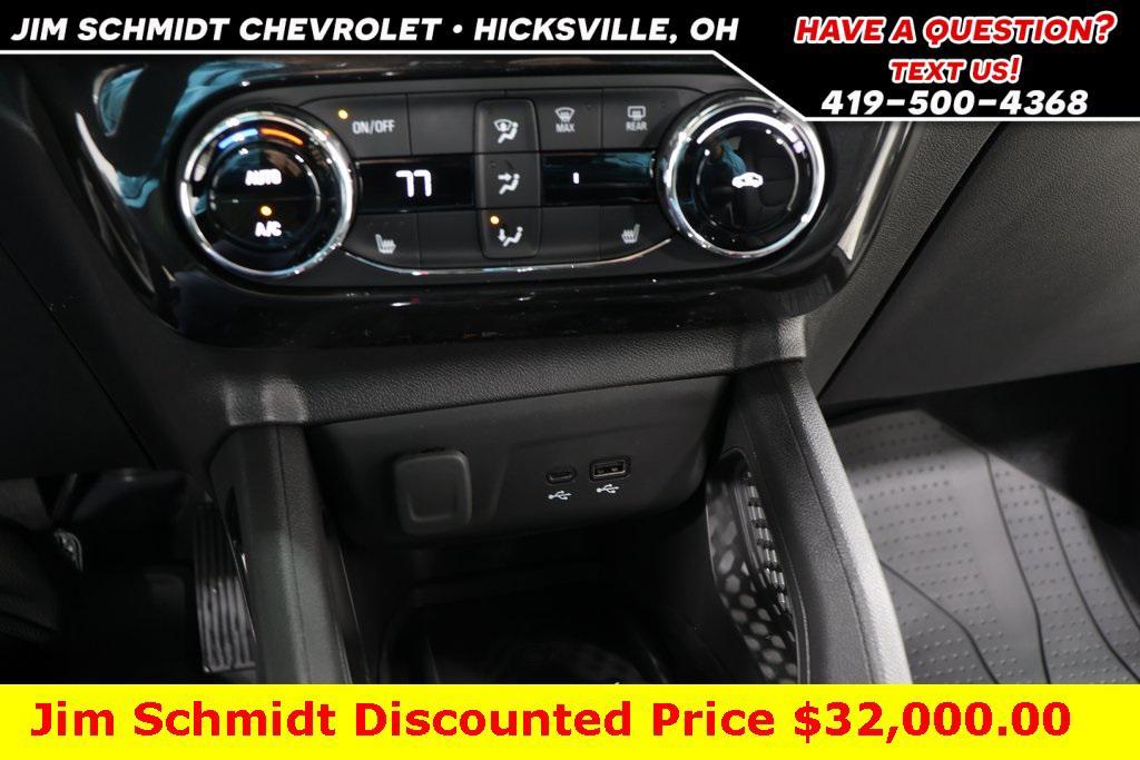 new 2025 Chevrolet TrailBlazer car, priced at $32,000