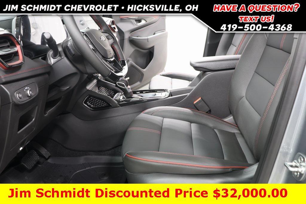 new 2025 Chevrolet TrailBlazer car, priced at $32,000