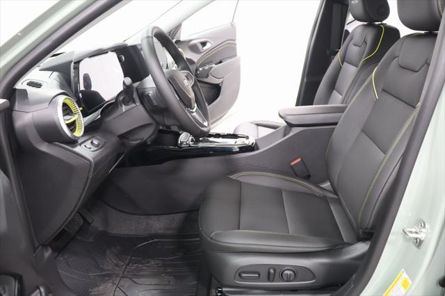 new 2025 Chevrolet Trax car, priced at $26,880