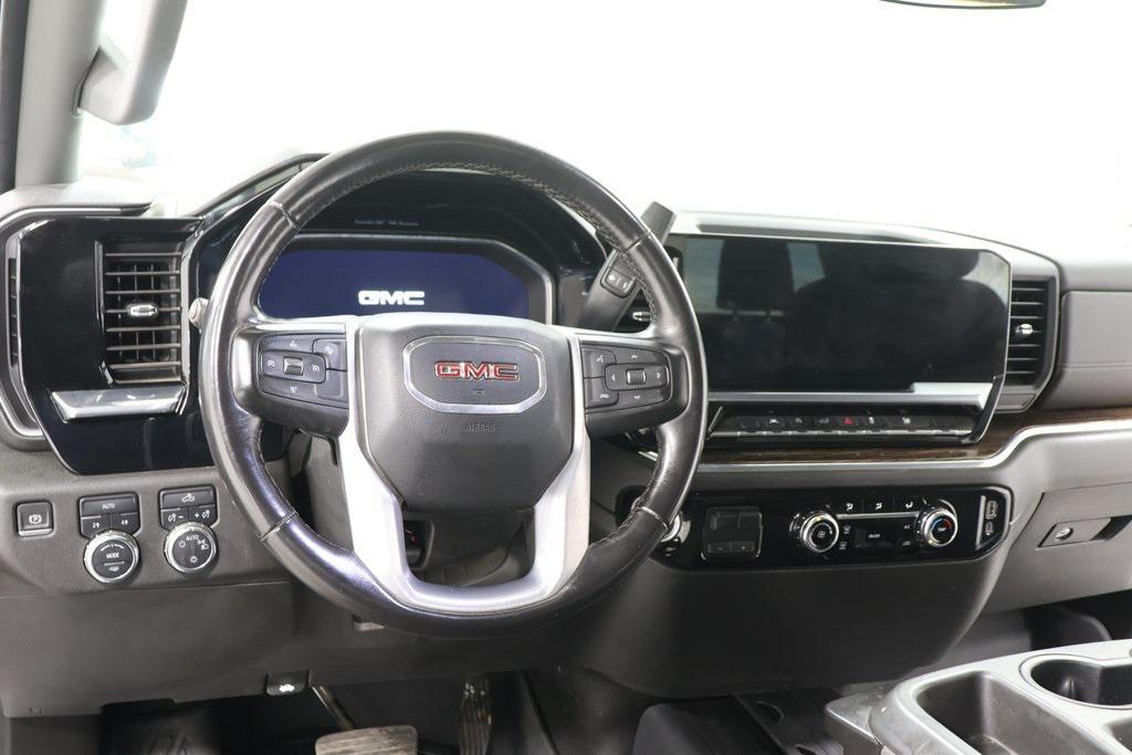 used 2023 GMC Sierra 1500 car, priced at $38,995