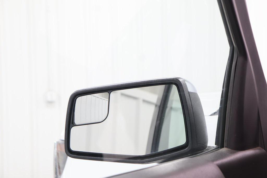 used 2023 GMC Sierra 1500 car, priced at $38,995