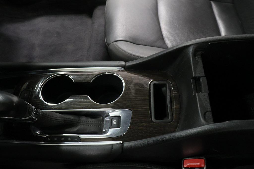 used 2022 Chevrolet Malibu car, priced at $21,994