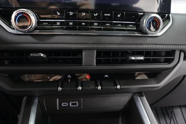 new 2025 Chevrolet Colorado car, priced at $41,500