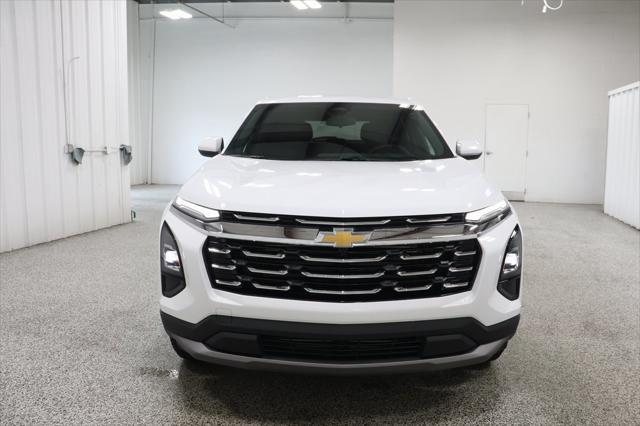 new 2026 Chevrolet Equinox car, priced at $34,405