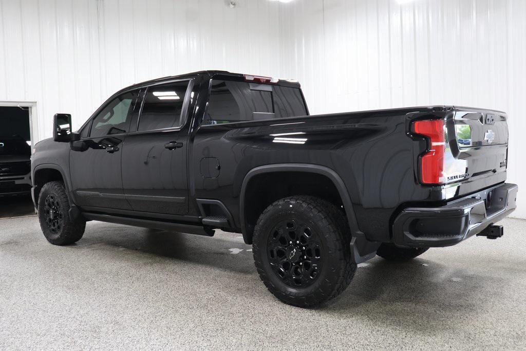 used 2024 Chevrolet Silverado 2500 car, priced at $71,995